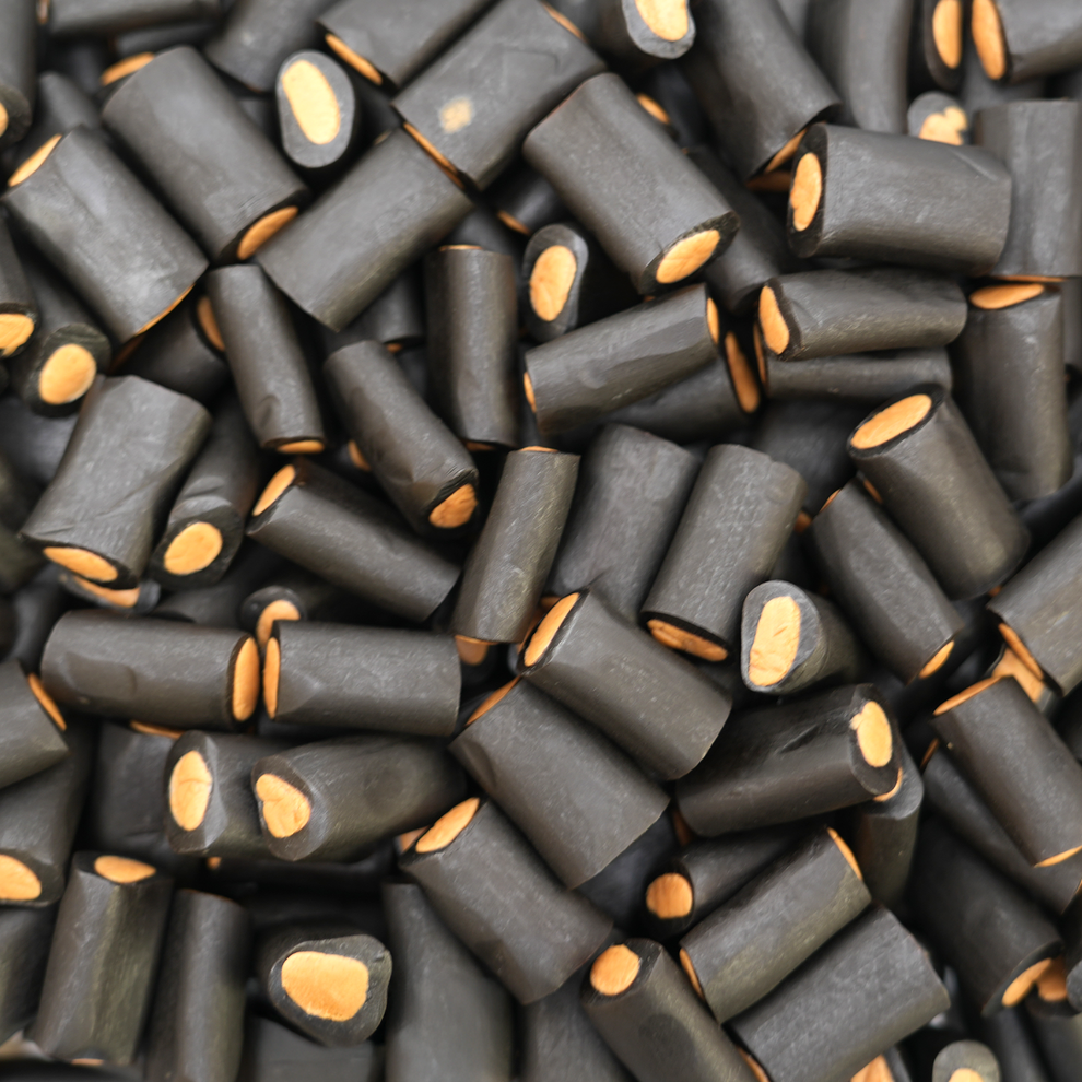Salmiak Rocks - Sweet Dutch Liquorice With a Creamy Salted Centre ...